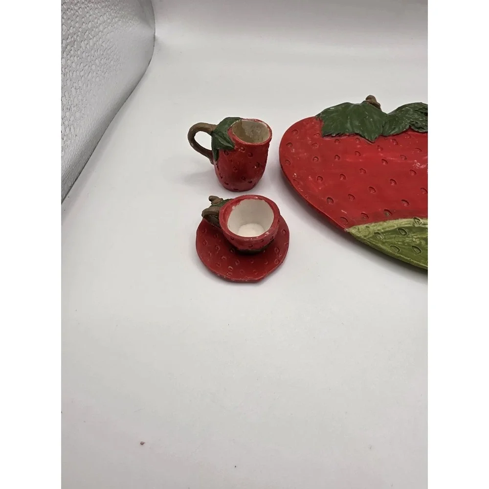 Strawberry Miniature Tea Set Red Strawberries VINTAGE - Resin Teapot Teacups